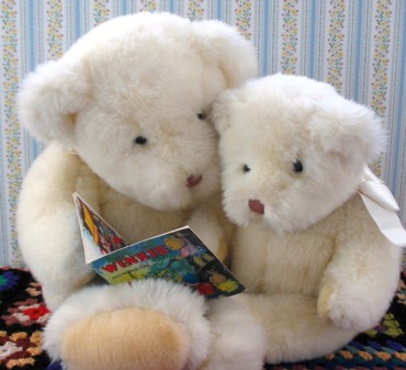 Mummybearreading_1