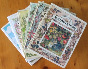 Brambly Hedge Official - It was a fine Autumn. The blackberries